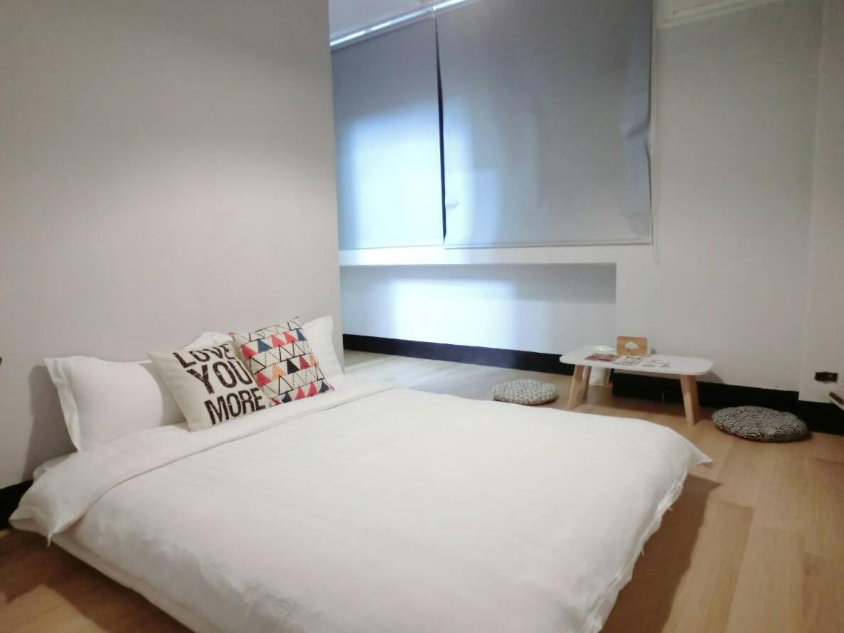 湘品旅館xiang Pin Hotel-有人旅宿東大門夜市湘品館-無電梯無電視 訂房後請注意訊息加line聯繫我 เมืองฮวาเหลียน ภายนอก รูปภาพ